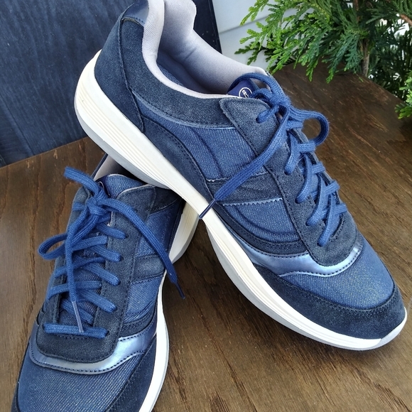 LANDS' END WOMEN'S SHOES - Picture 4 of 7